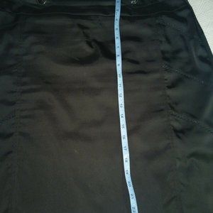 Gizzly Skirt EU Size 52 Price $66.00